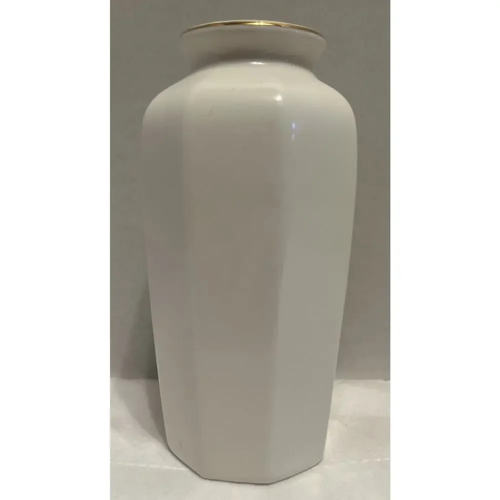 Japanese Vase Fine China Vintage Gold Accented Made In Japan 6